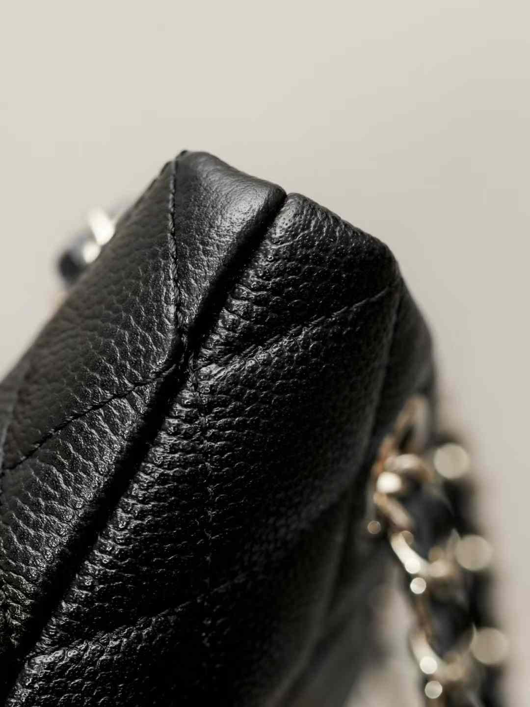 CHANEL MINI  SHOPPING BAG