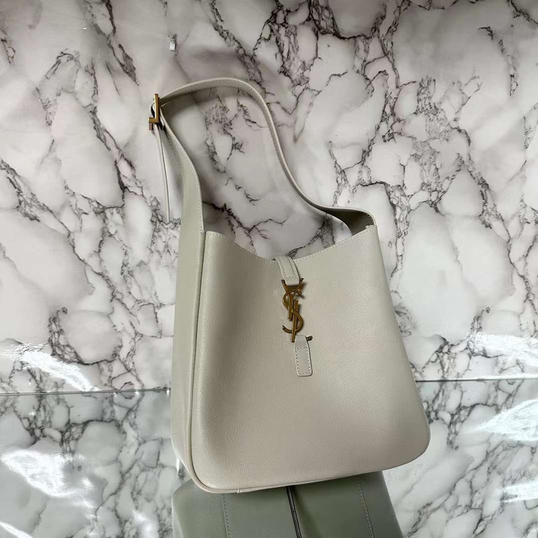 YSL LE 5  7 Hobo Bag