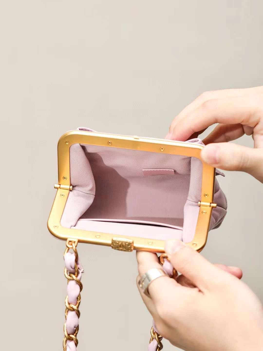 CHANEL clutch with chain