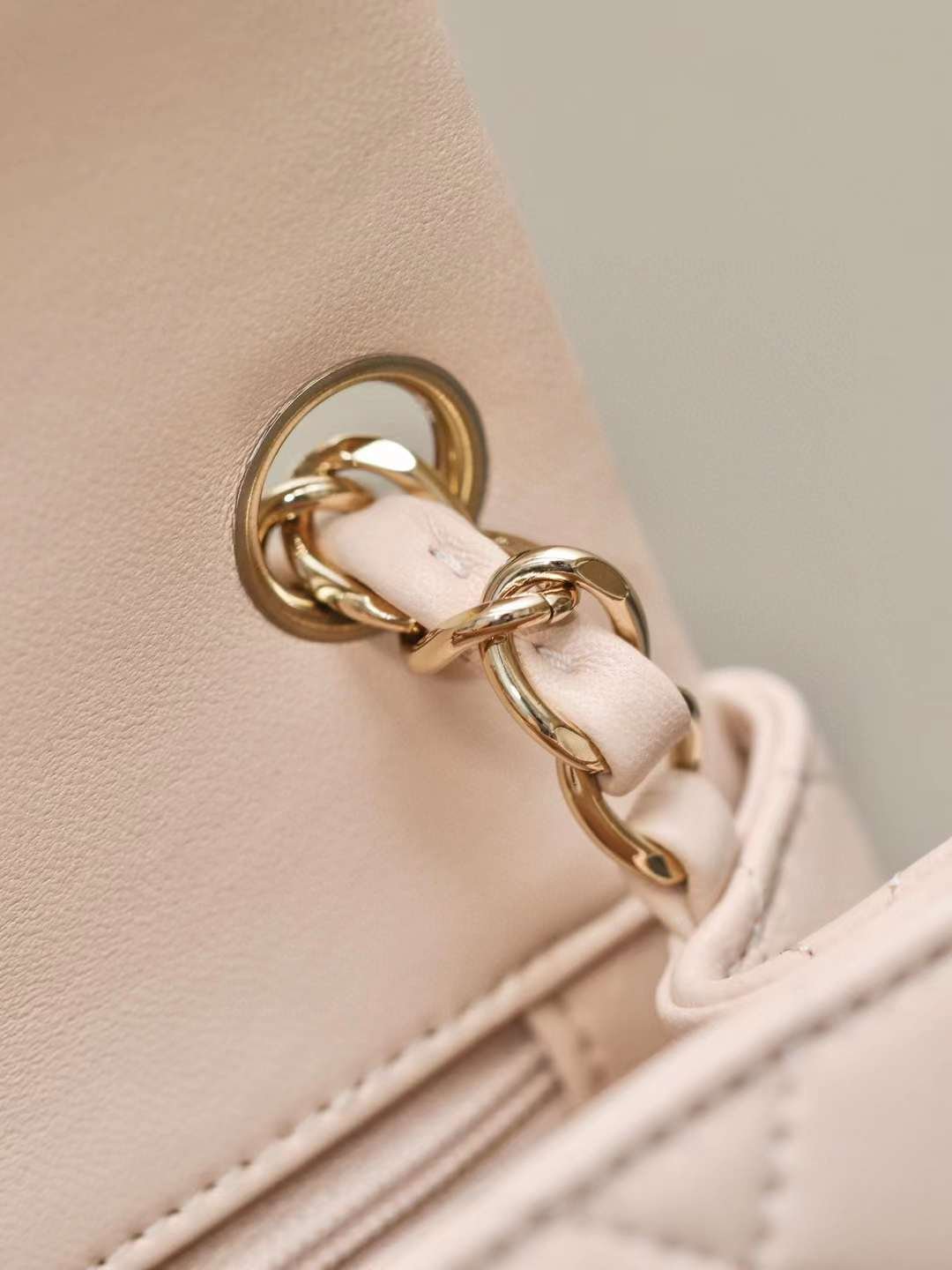 CHANEL MINI PLAP BAG