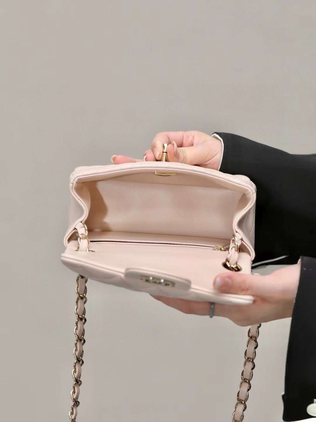 CHANEL MINI PLAP BAG