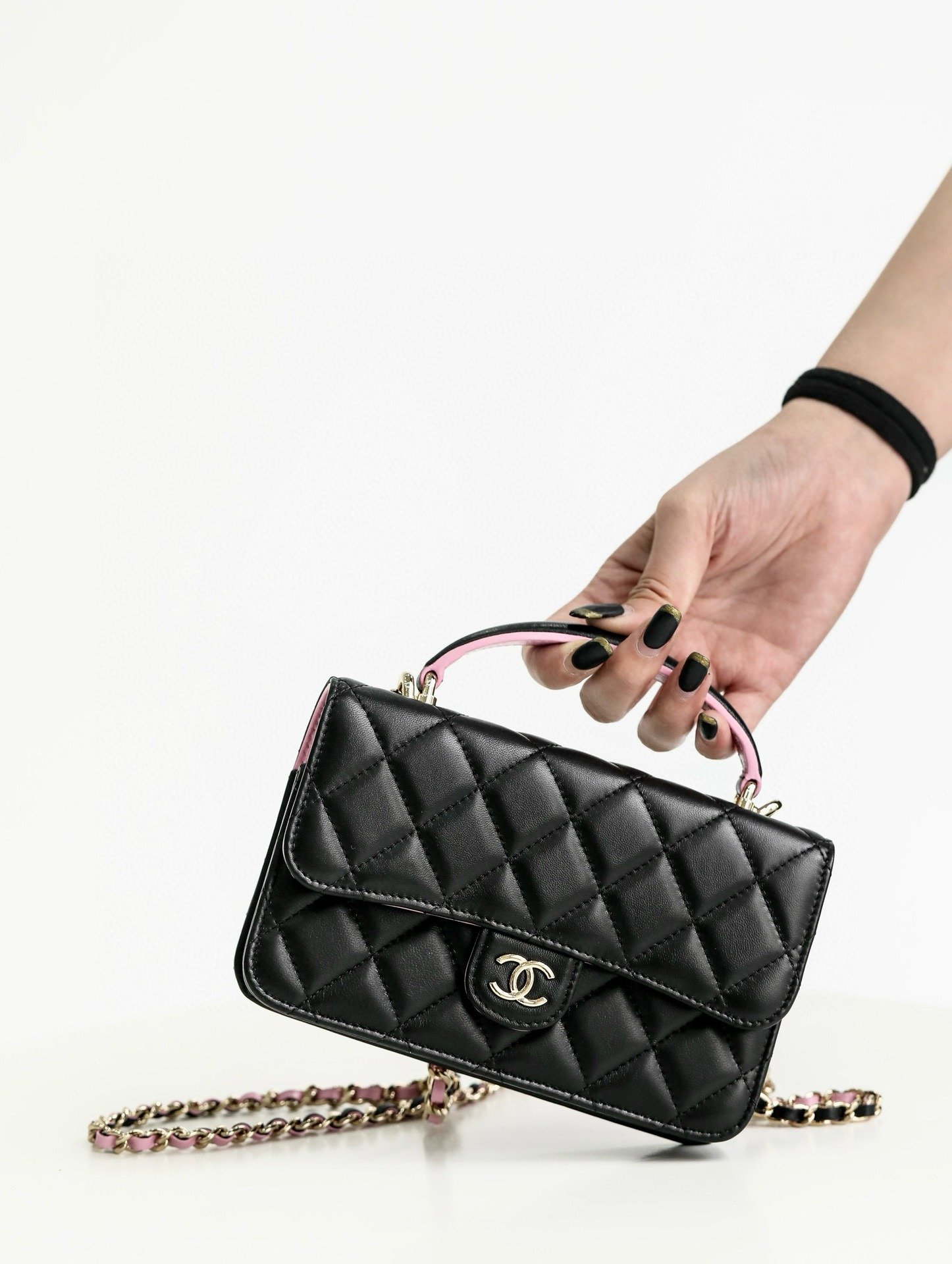 CHANEL Multicolor Bag