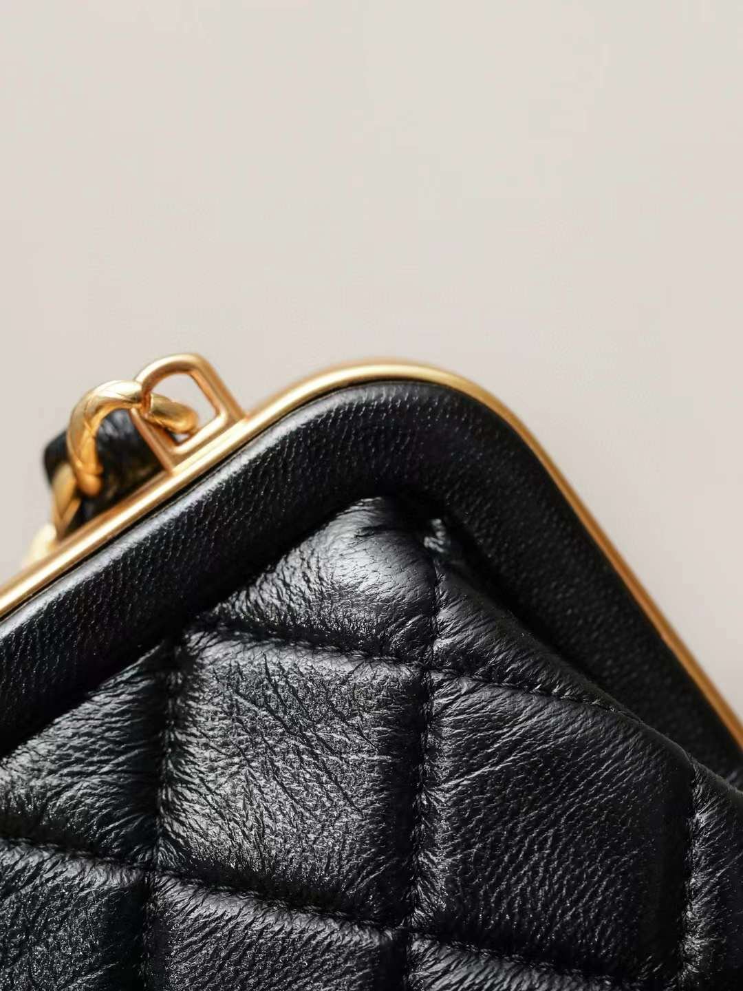 CHANEL clutch with chain