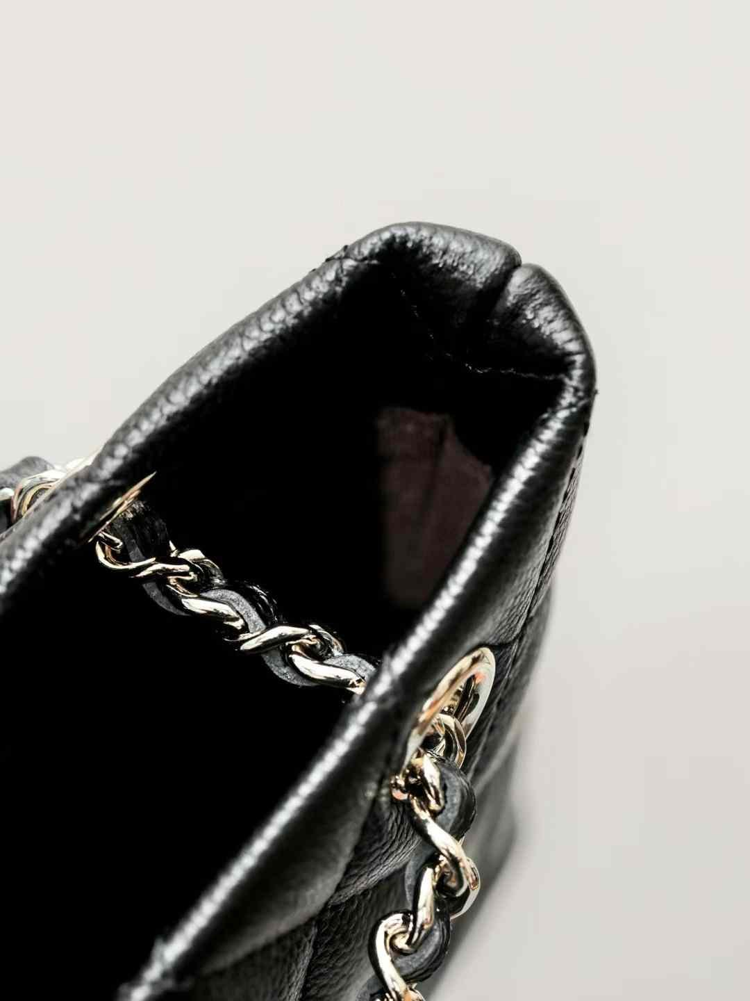 CHANEL MINI  SHOPPING BAG