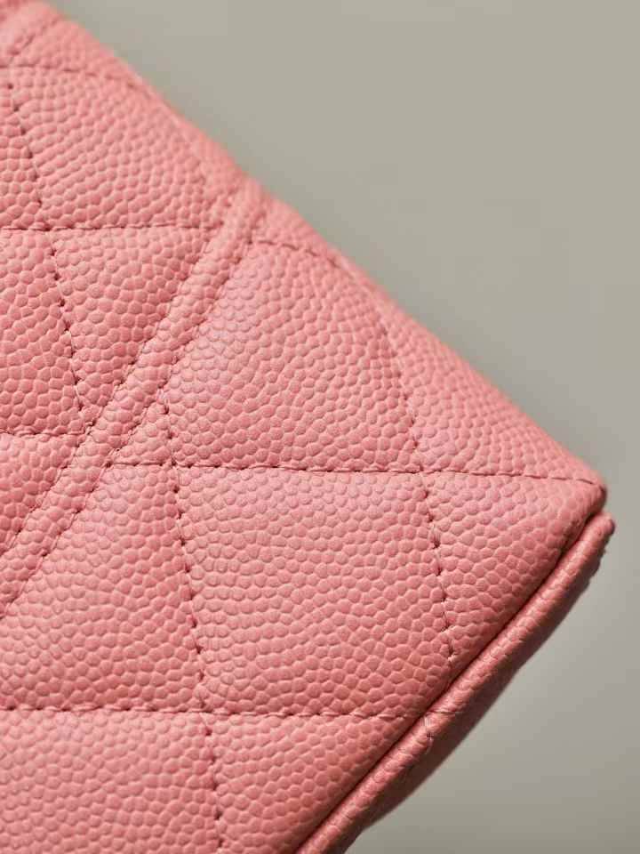 CHANEL Long Vanity with Chain