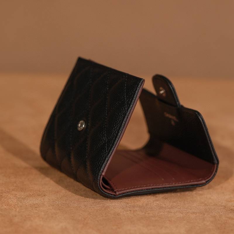 CHANEL Caviar Wallet