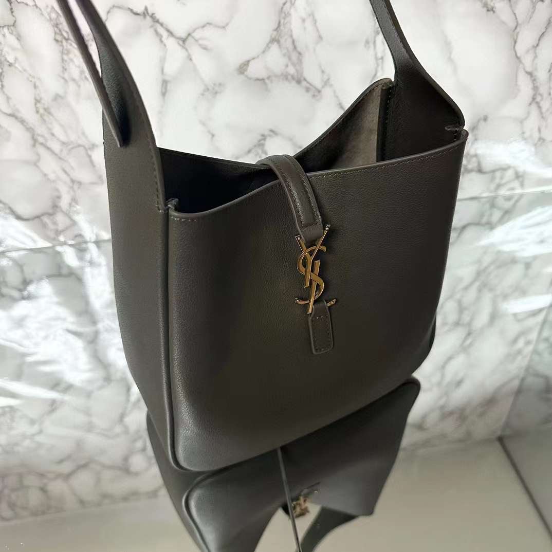 YSL LE 5  7 Hobo Bag