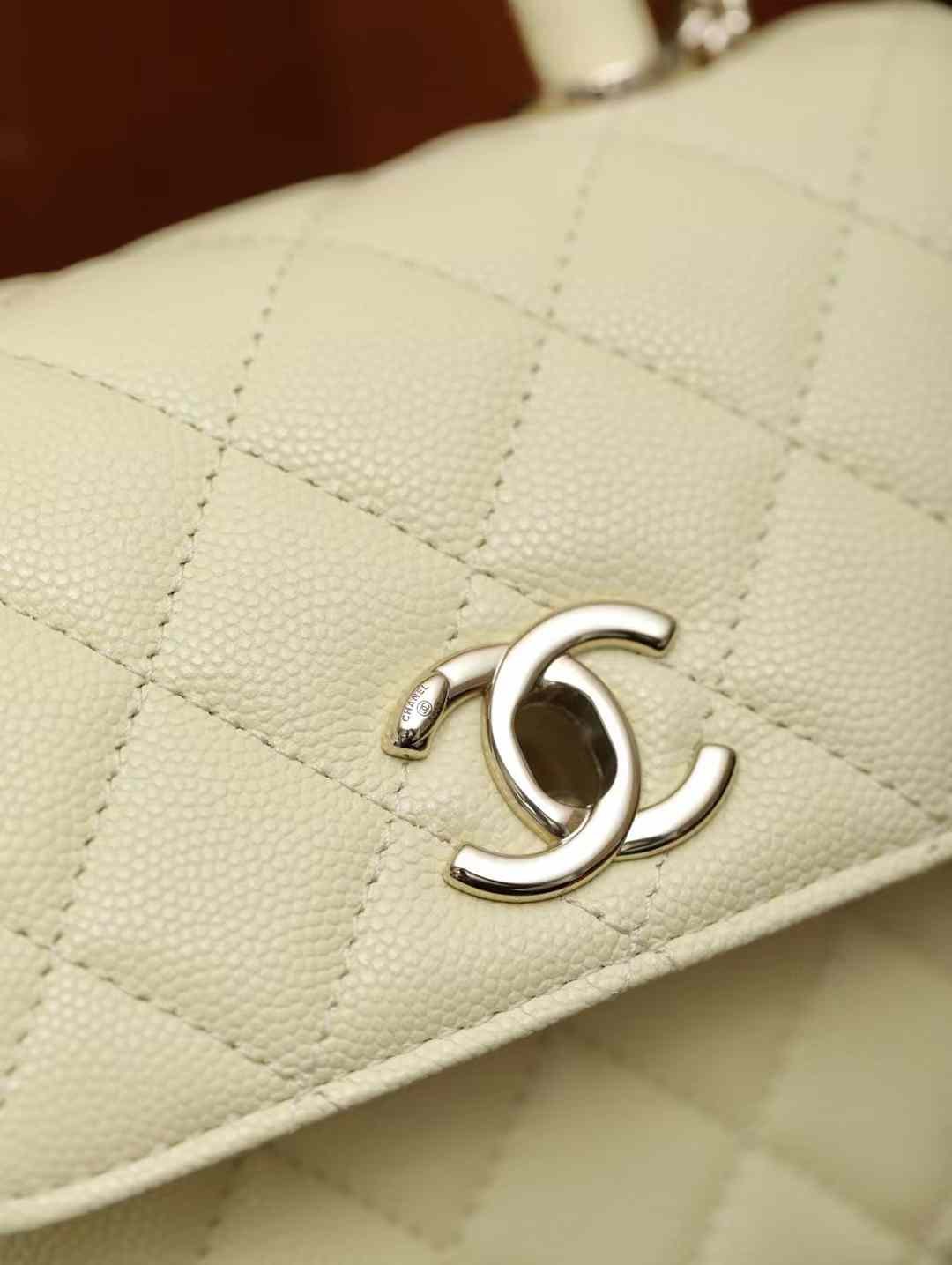 CHANEL MINI FLAP BAG WITH TOP HANDLE