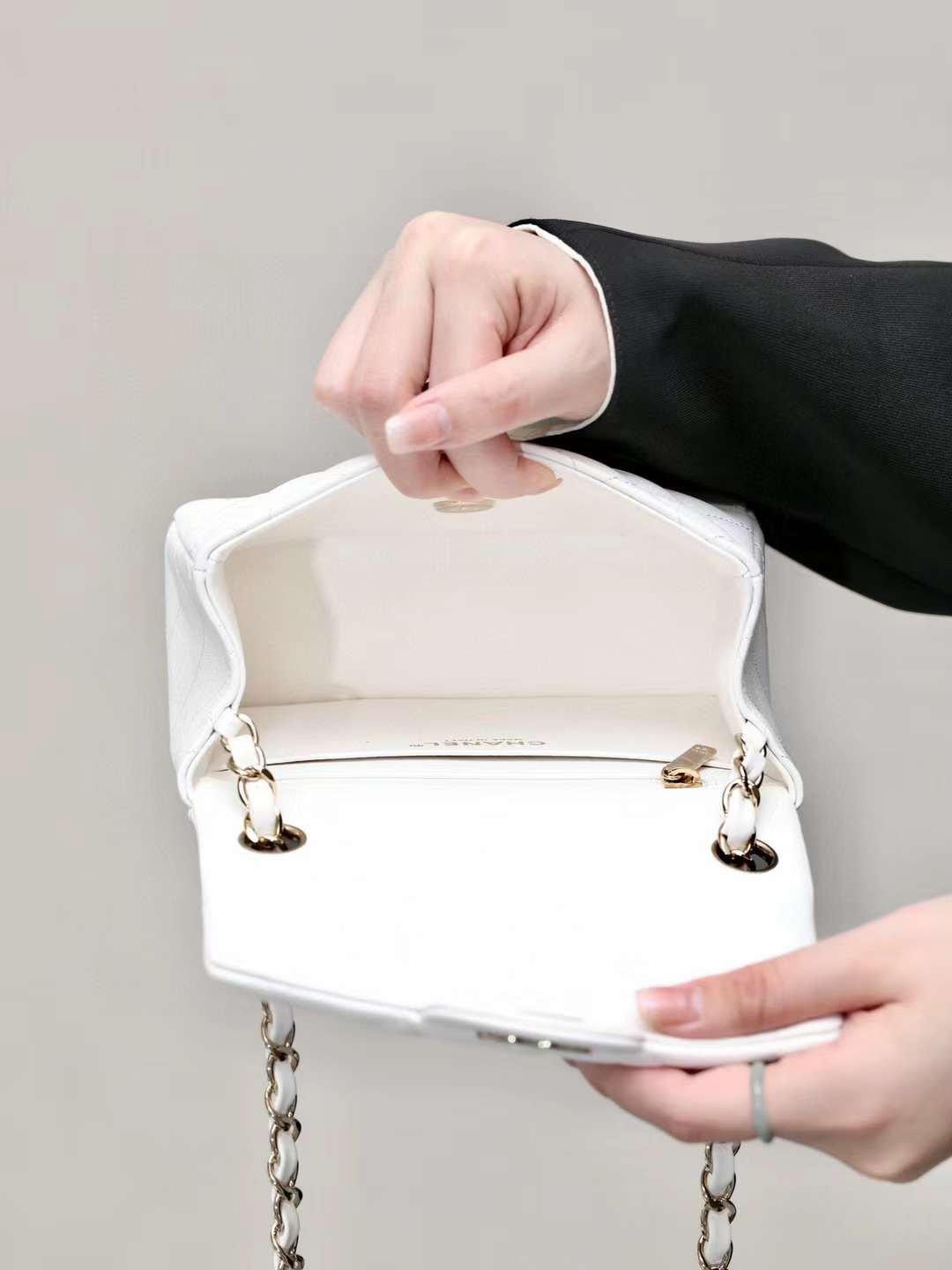 CHANEL MINI PLAP BAG