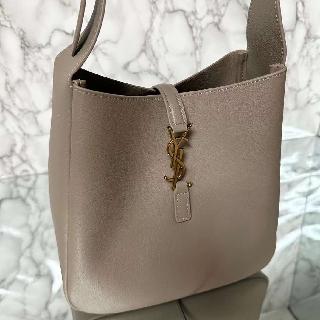YSL LE 5  7 Hobo Bag