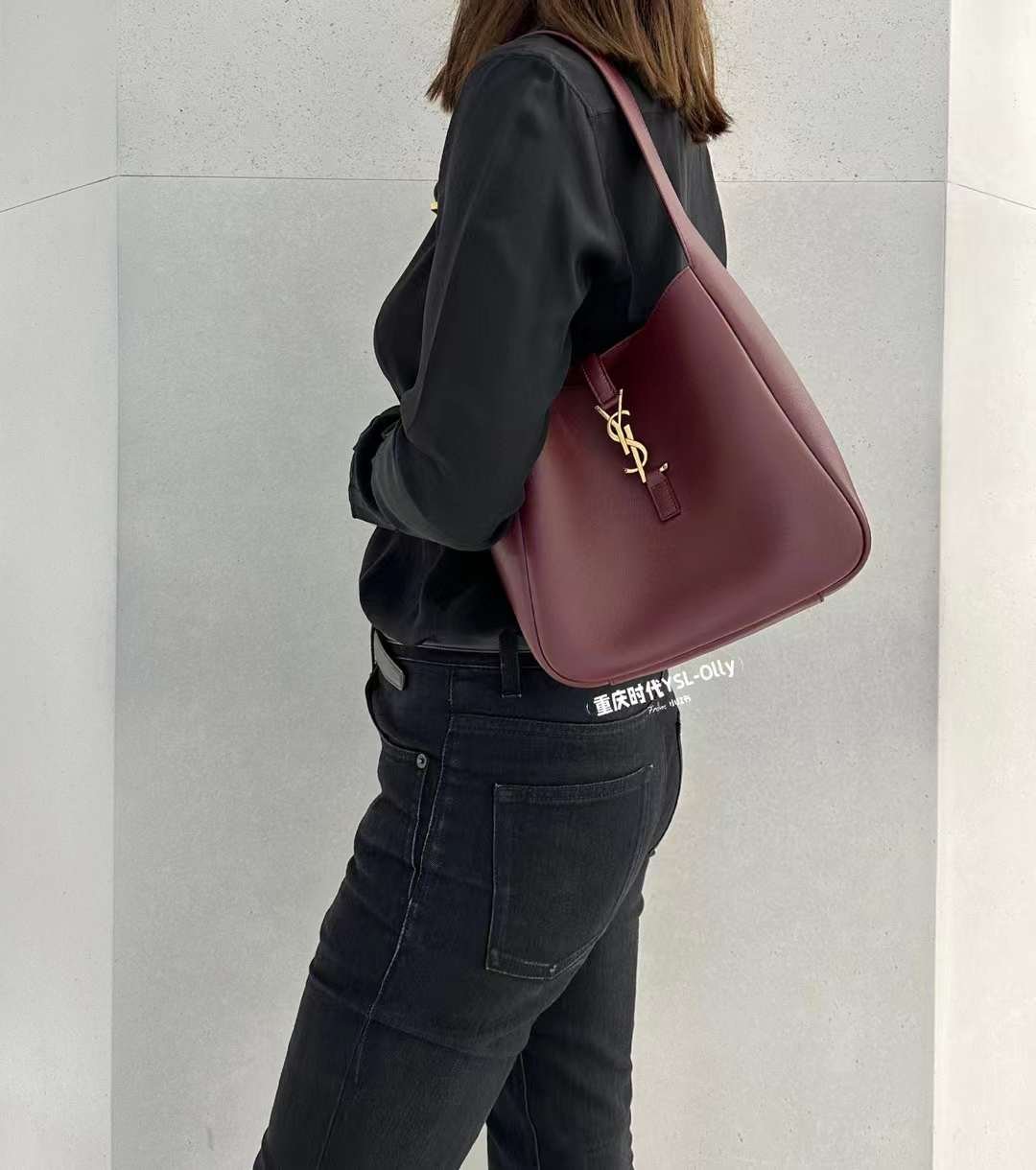 YSL LE 5  7 Hobo Bag
