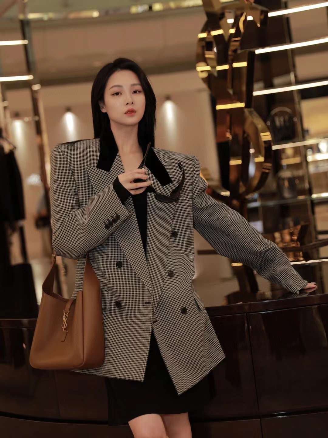 YSL LE 5  7 Hobo Bag