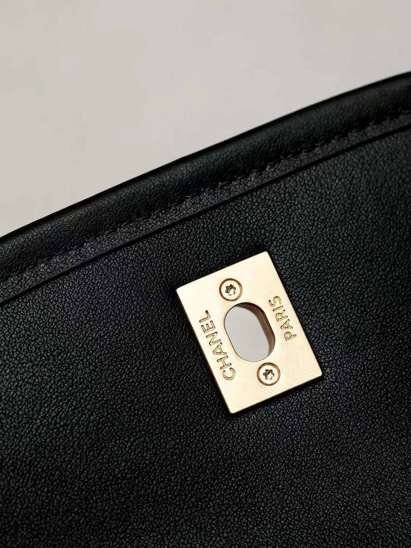 CHANEL MESSENGER BAG