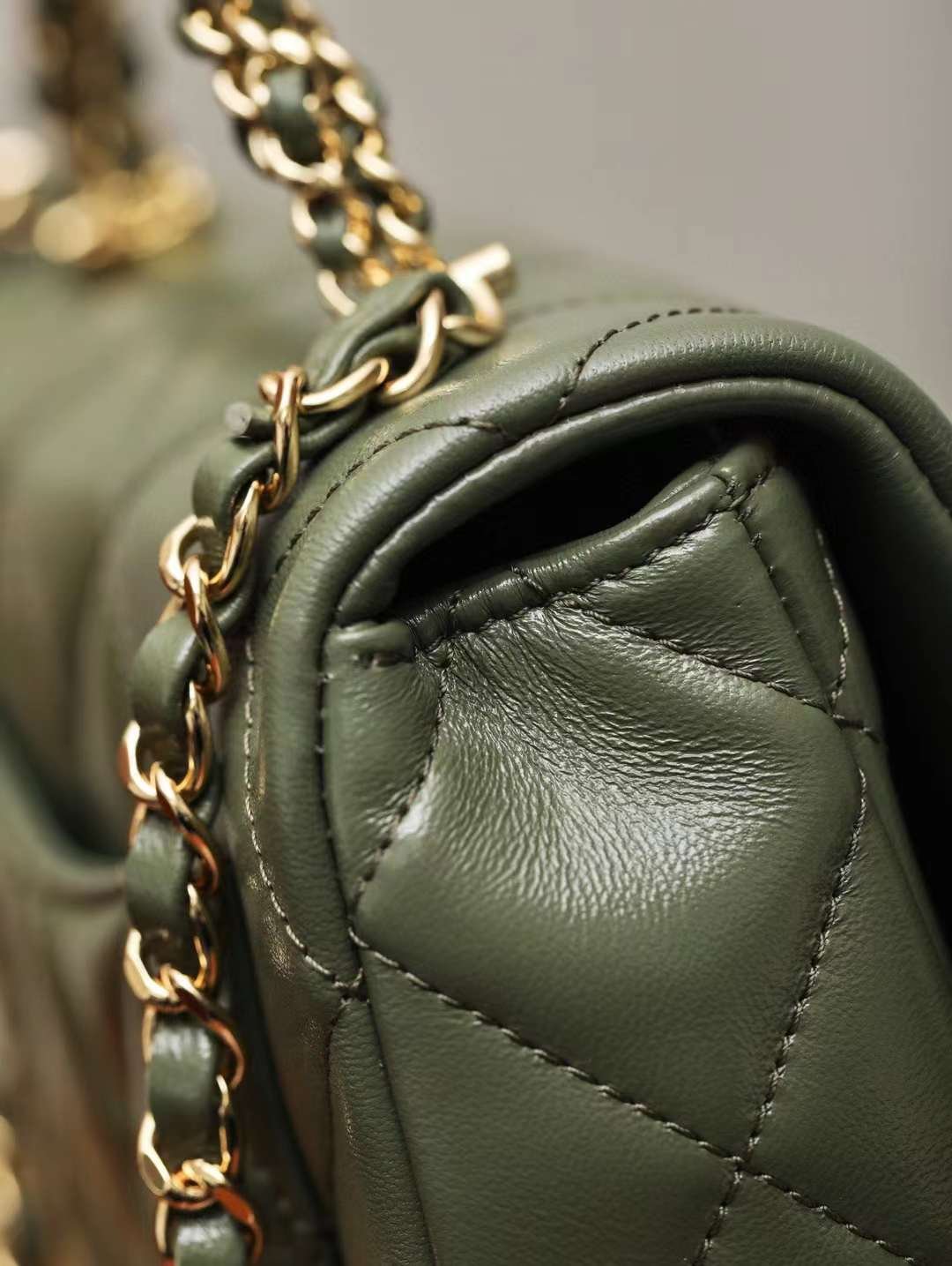 CHANEL mouth cover with handle