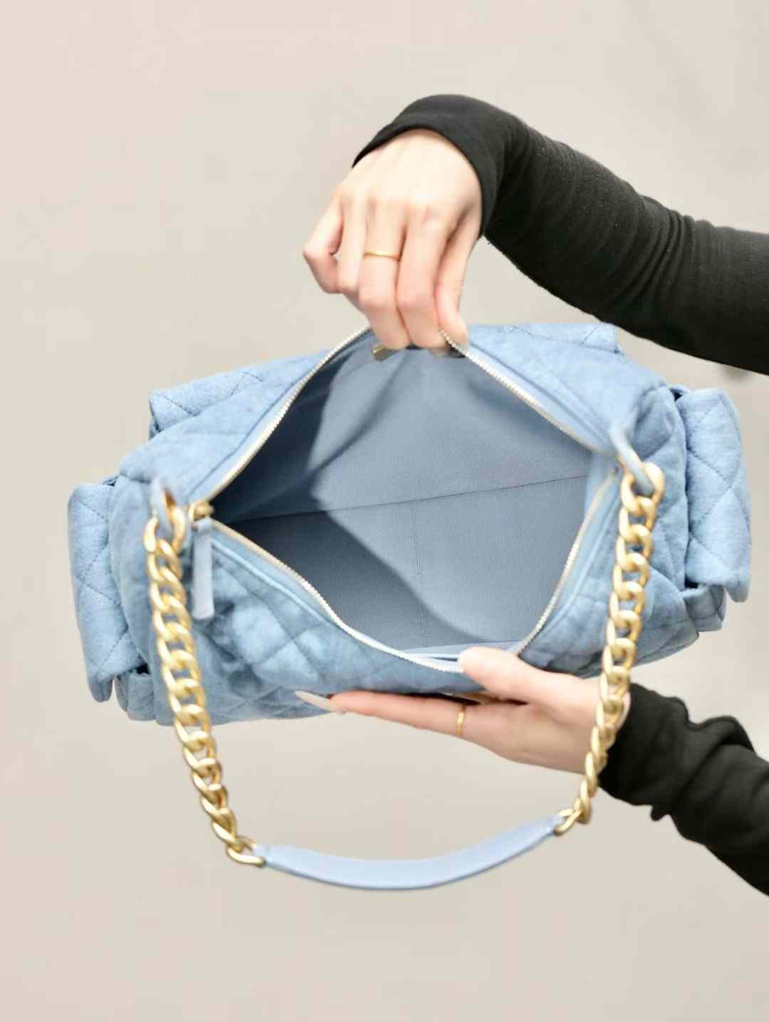 CHANEL Large Hobo Bag