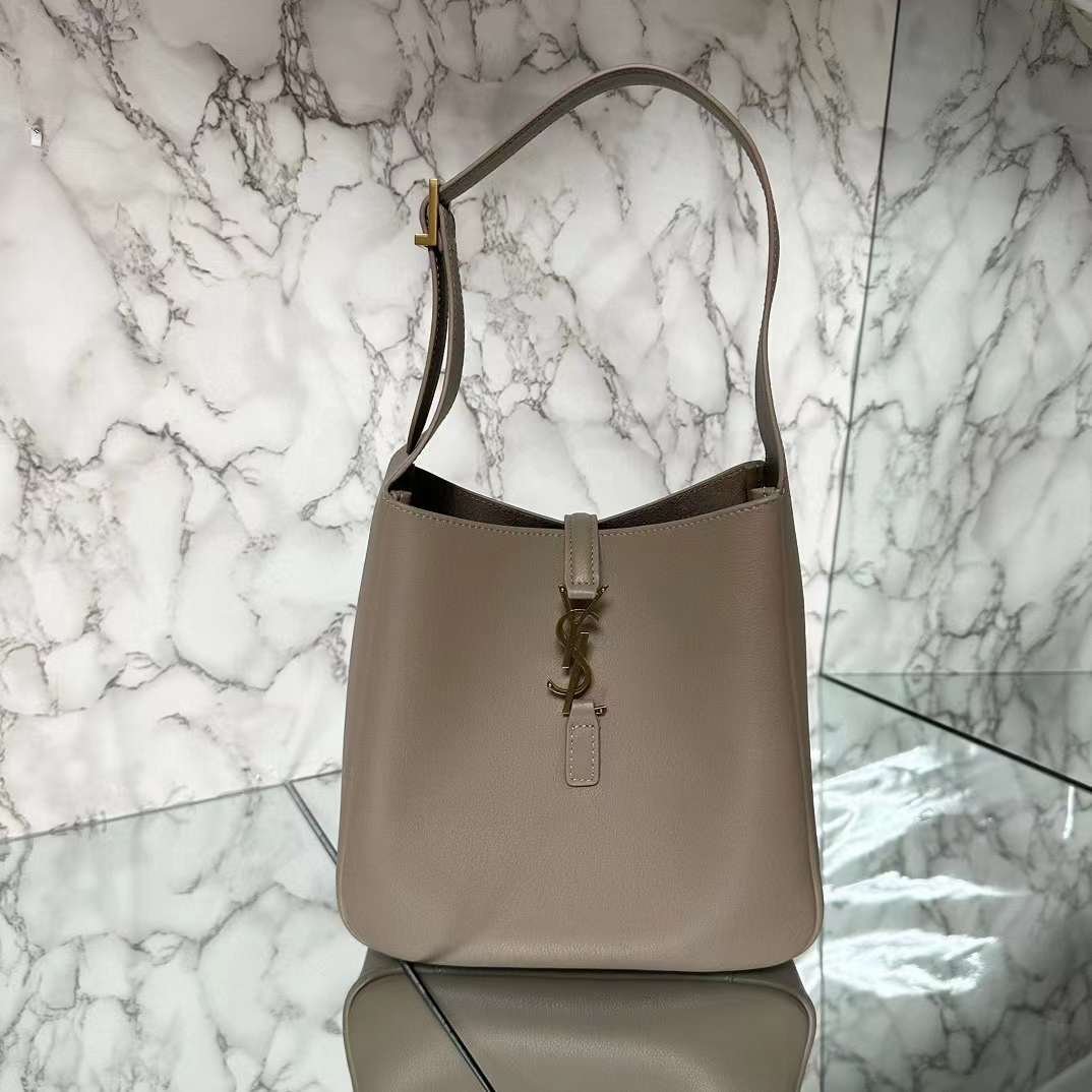 YSL LE 5  7 Hobo Bag