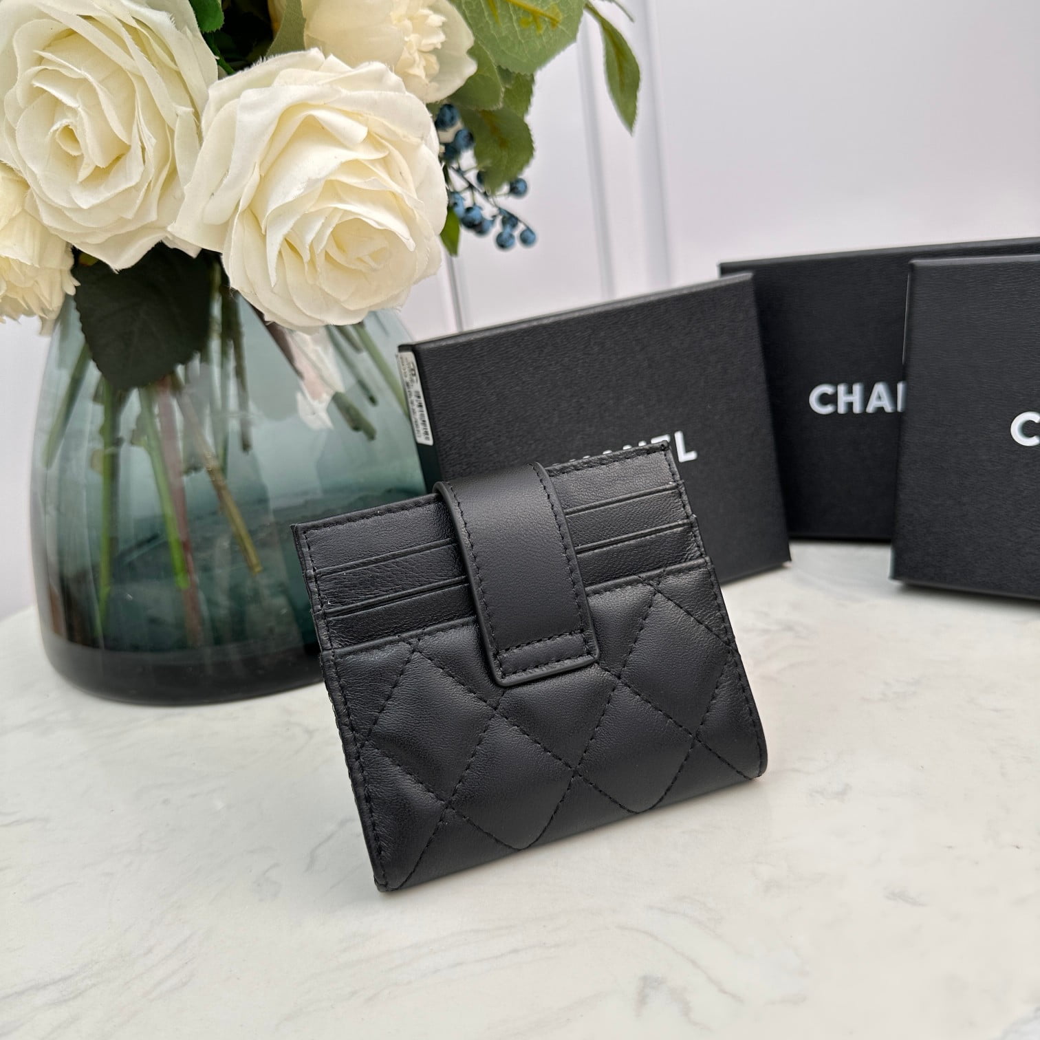 Chanel leather short card bag with gold and sliver hardware 609 size: 12*9cm