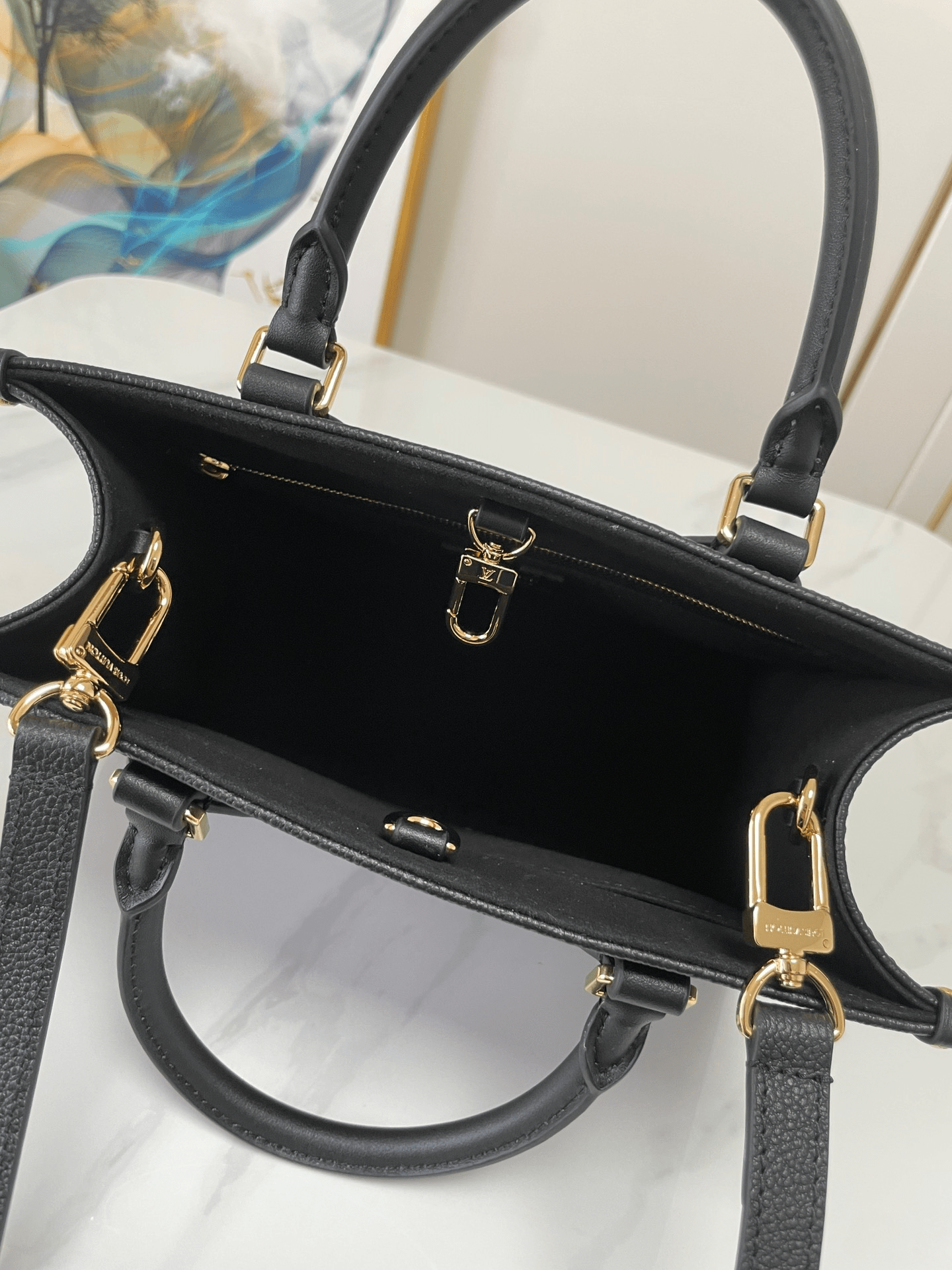 Louis Vuitton / LV Onthego M45653 size:25*19*11.5cm