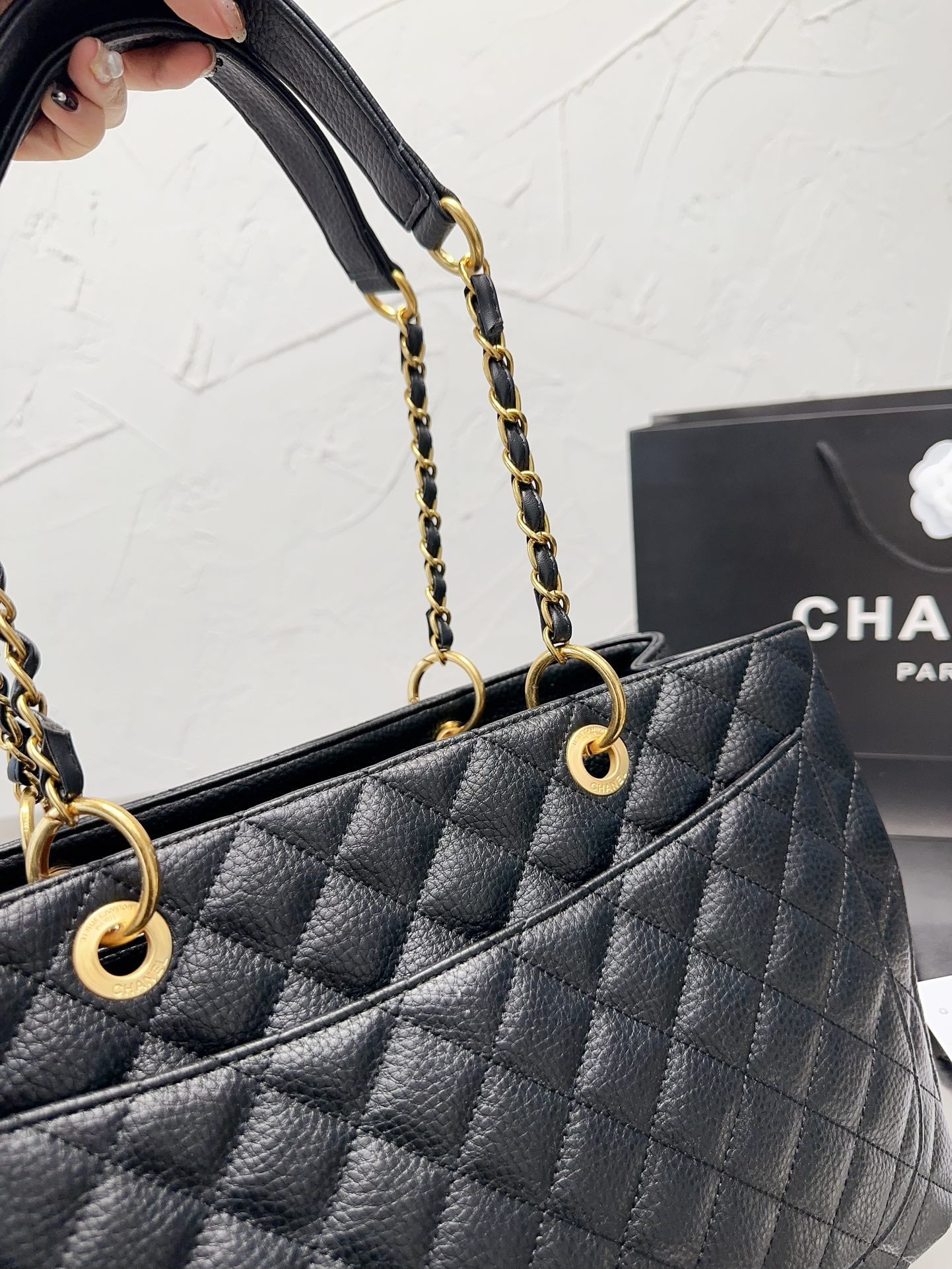Chanel tote bag size: 38*15*25cm