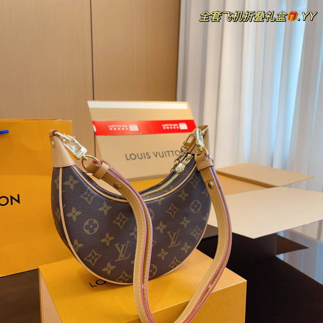 Louis Vuitton / LV Underarm bag size: 23*6*18cm