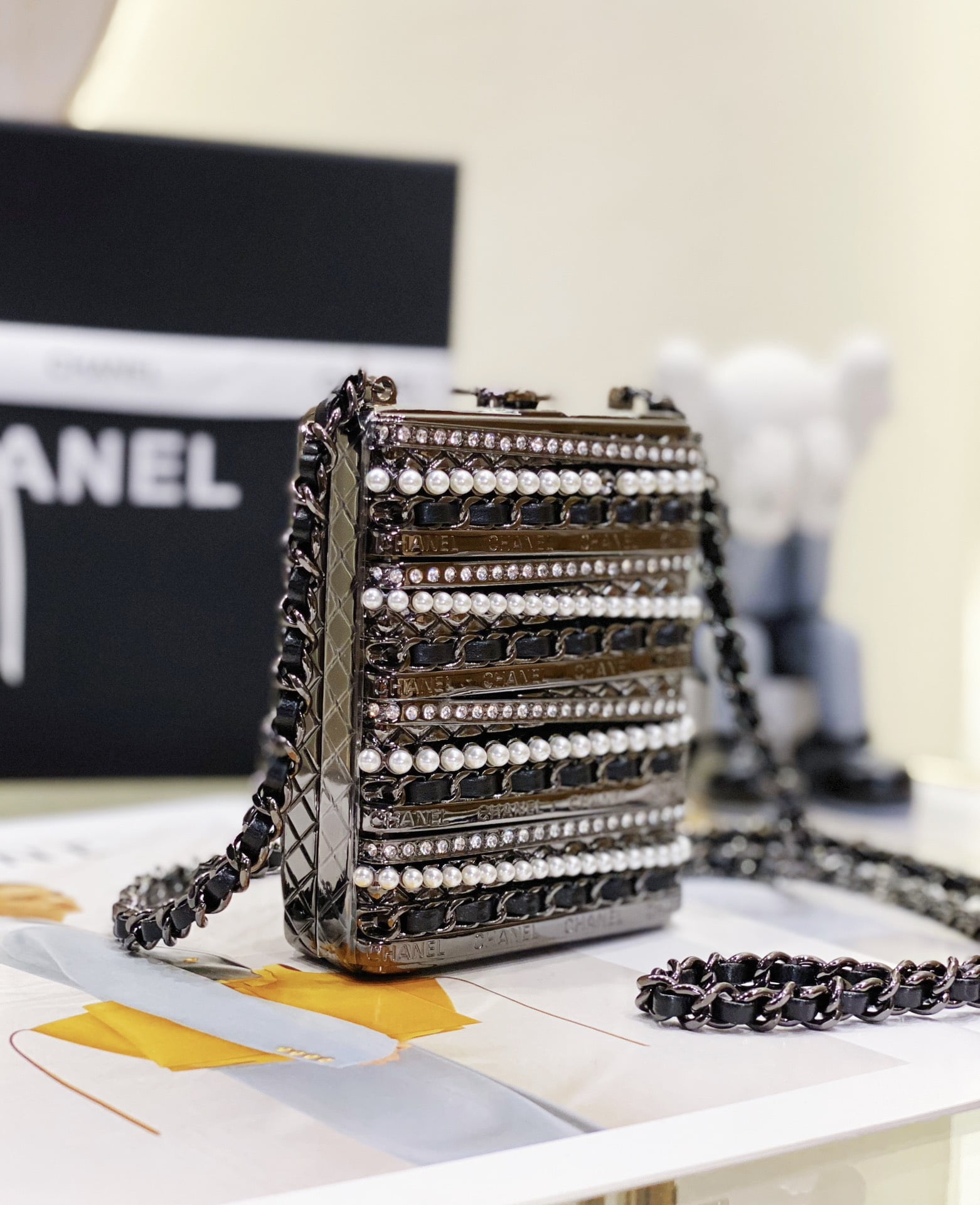 chanel22k dinner bag black Pearl string size: 11*9*4.5cm