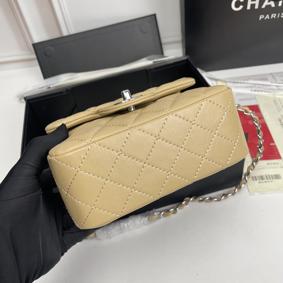 Chanel cf Square Fat 1115 sheepskin leather ginger size: 18*14*7cm