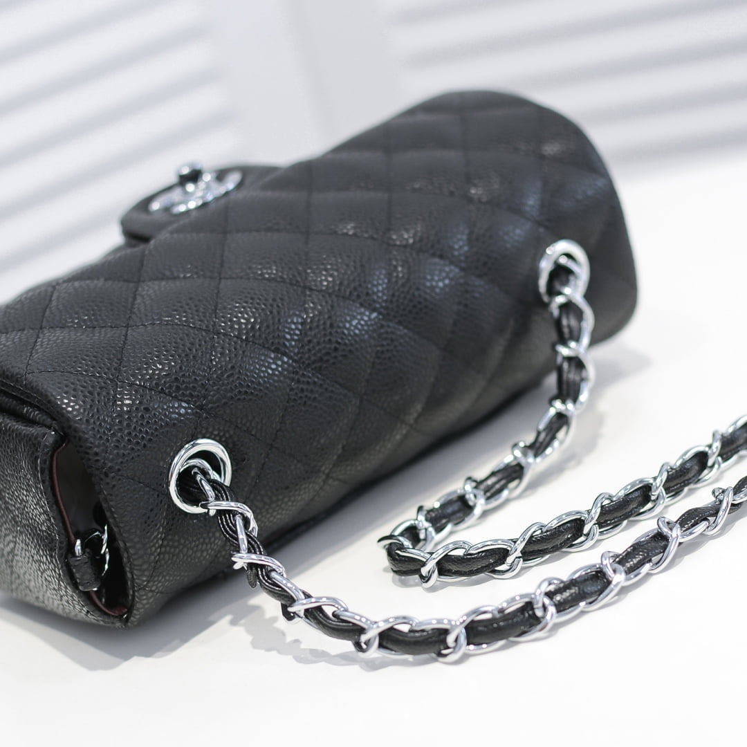 Chanel Cowhide with caviar with sliver hardware 1116 size: 20*14*7cm/25.5*16*6.5cm/30*18*8cm