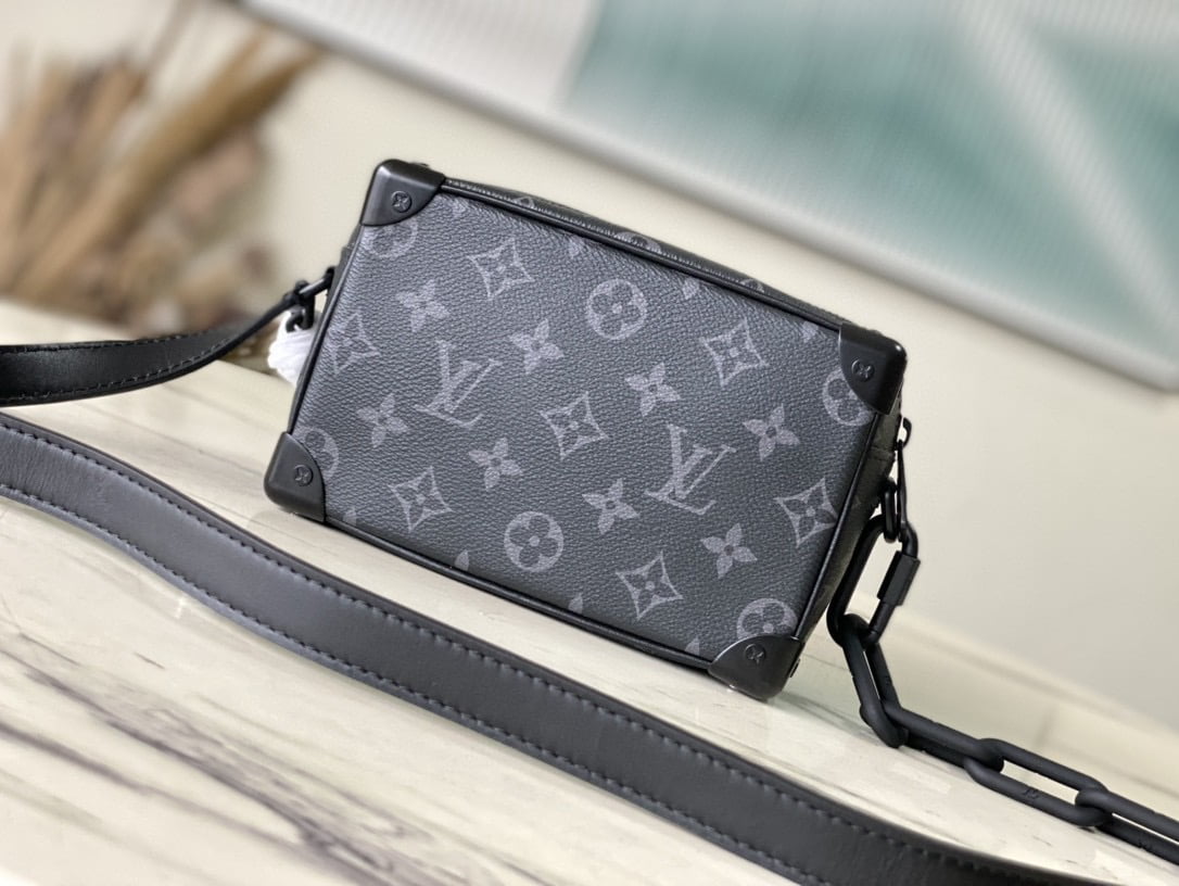 Louis Vuitton / LV monogram mini soft trunk eclipse m44735 Black size:18.5 * 13.0 * 8.0 cm