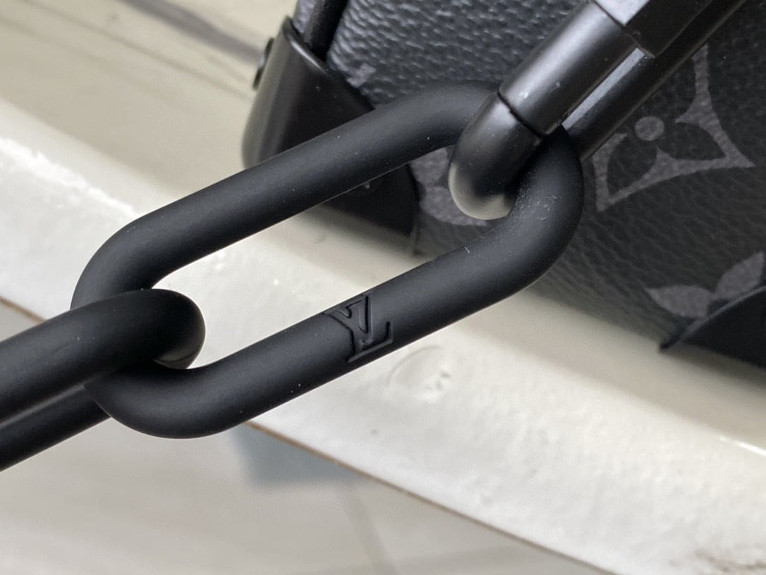 Louis Vuitton / LV monogram mini soft trunk eclipse m44735 Black size:18.5 * 13.0 * 8.0 cm