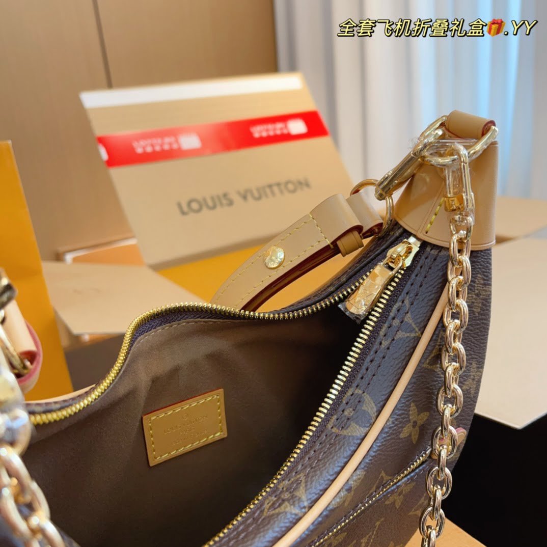 Louis Vuitton / LV Underarm bag size: 23*6*18cm