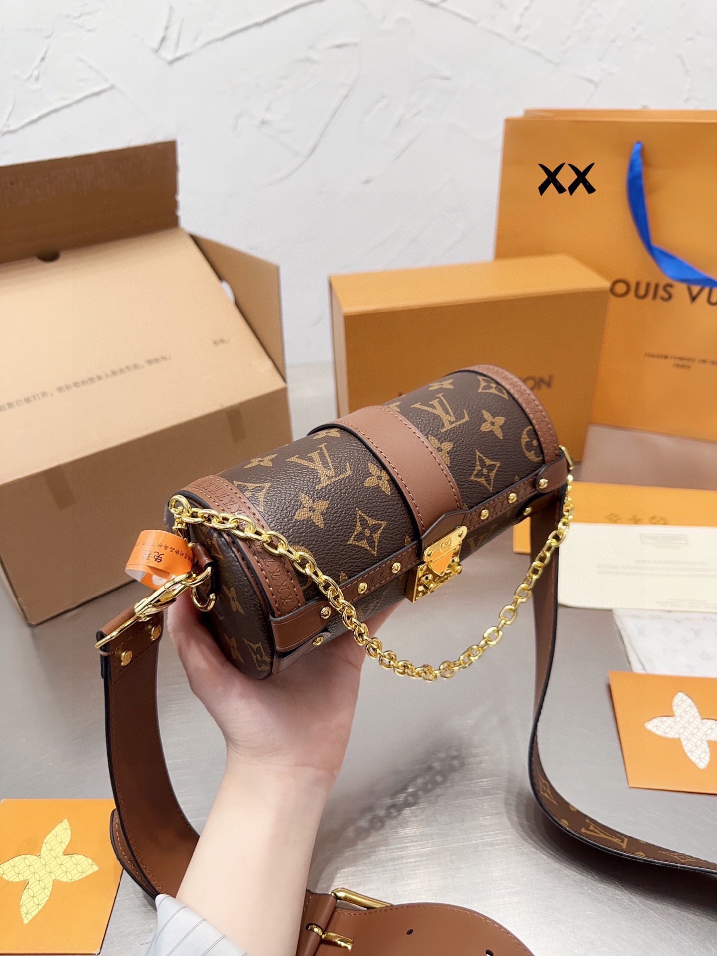 Louis Vuitton / LV prefall papillon trunk monogram round flip latch design crossbody bag