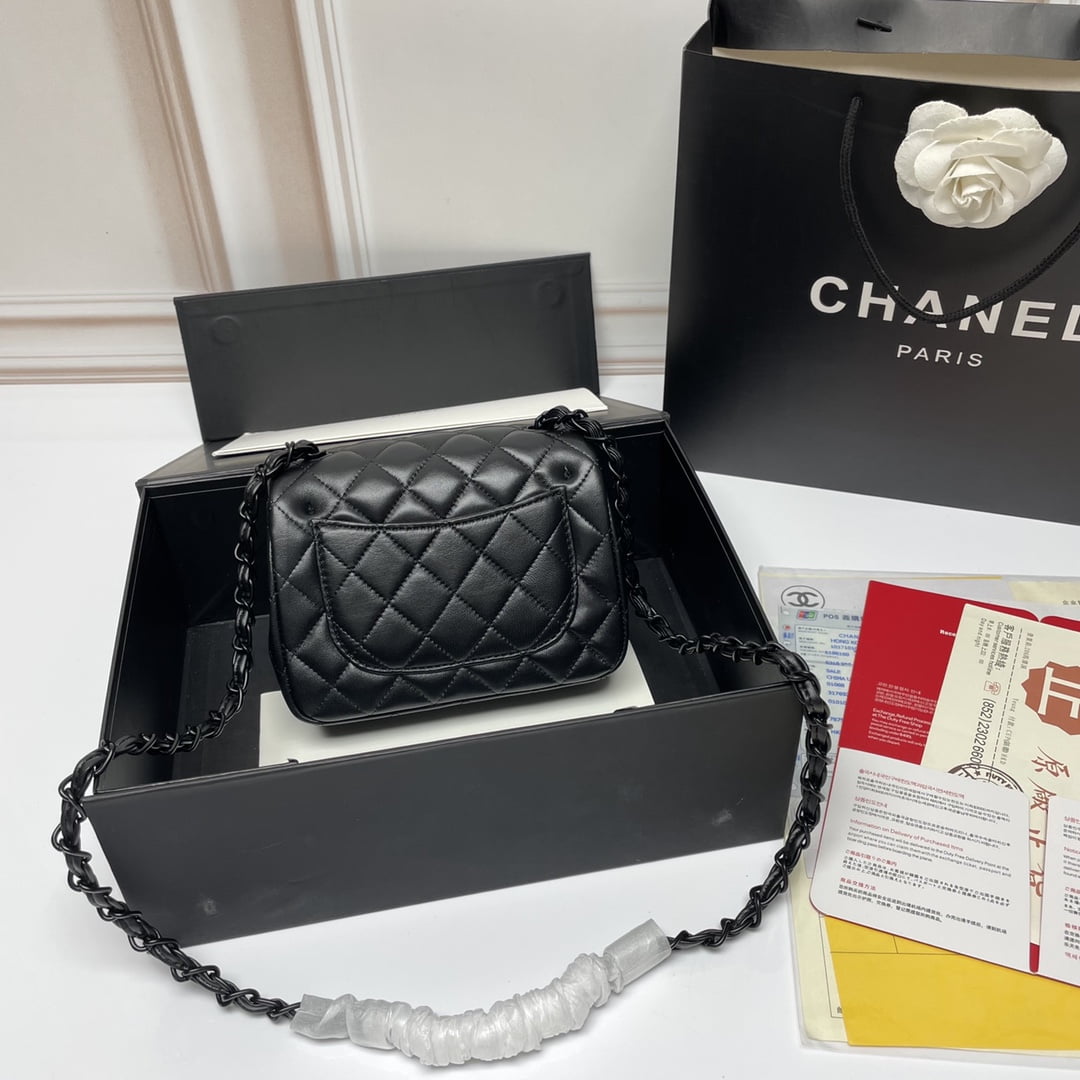 Chanel cf Square Fat 1115 sheepskin size: 18*14*7cm