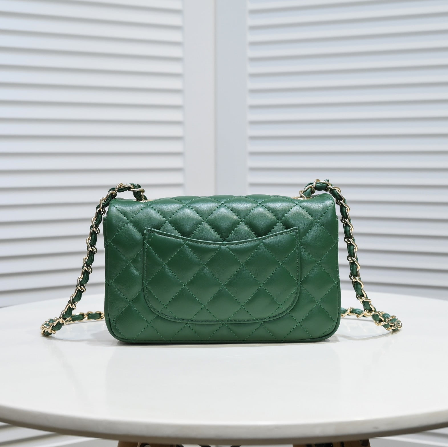 Chanel Lamb skin chain crossbody bag green 1116 SIZE: 20*14*7cm