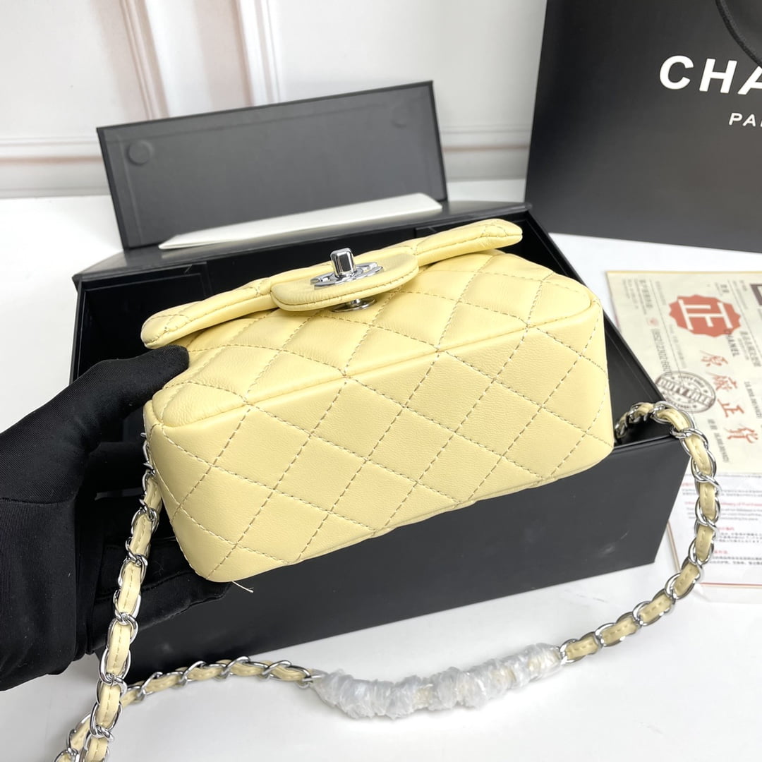 Chanel cf Square Fat 1115 sheepskin leather yellow size: 18*14*7cm