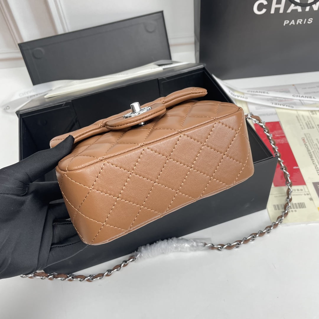 Chanel cf Square Fat 1115 sheepskin leather orange size: 18*14*7cm