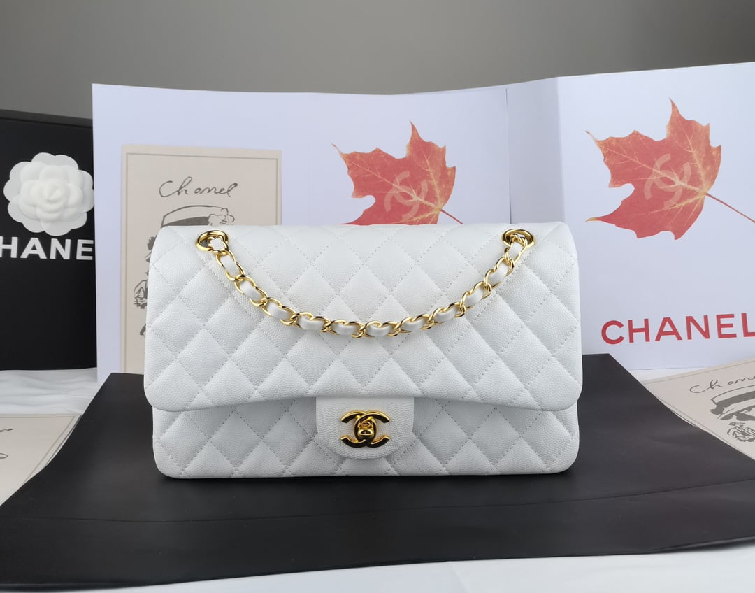 Chanel classic flap bag a01112 medium size: 15.5 25.5 6.5cm