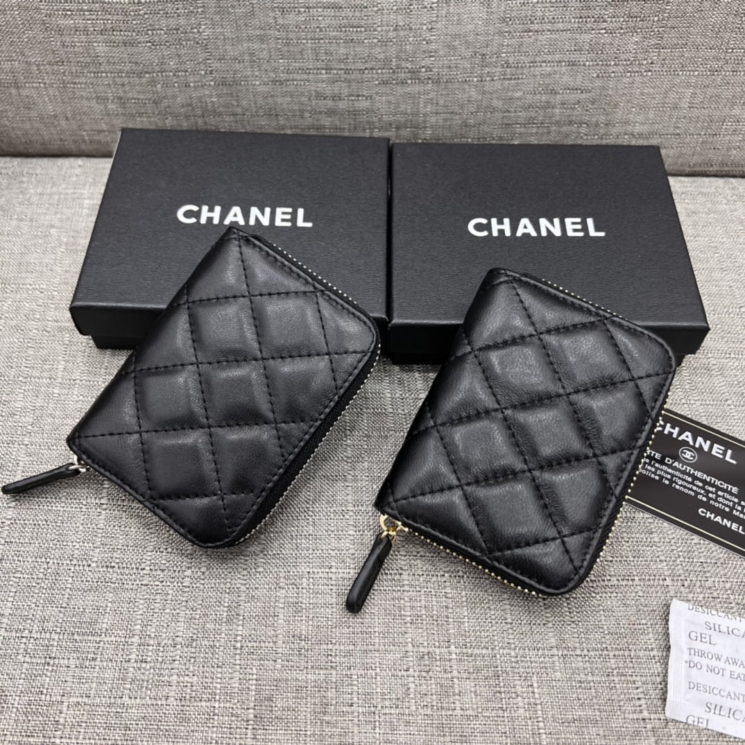Chanel organ card pack with multiple slots 6113 size: 11*8*3cm