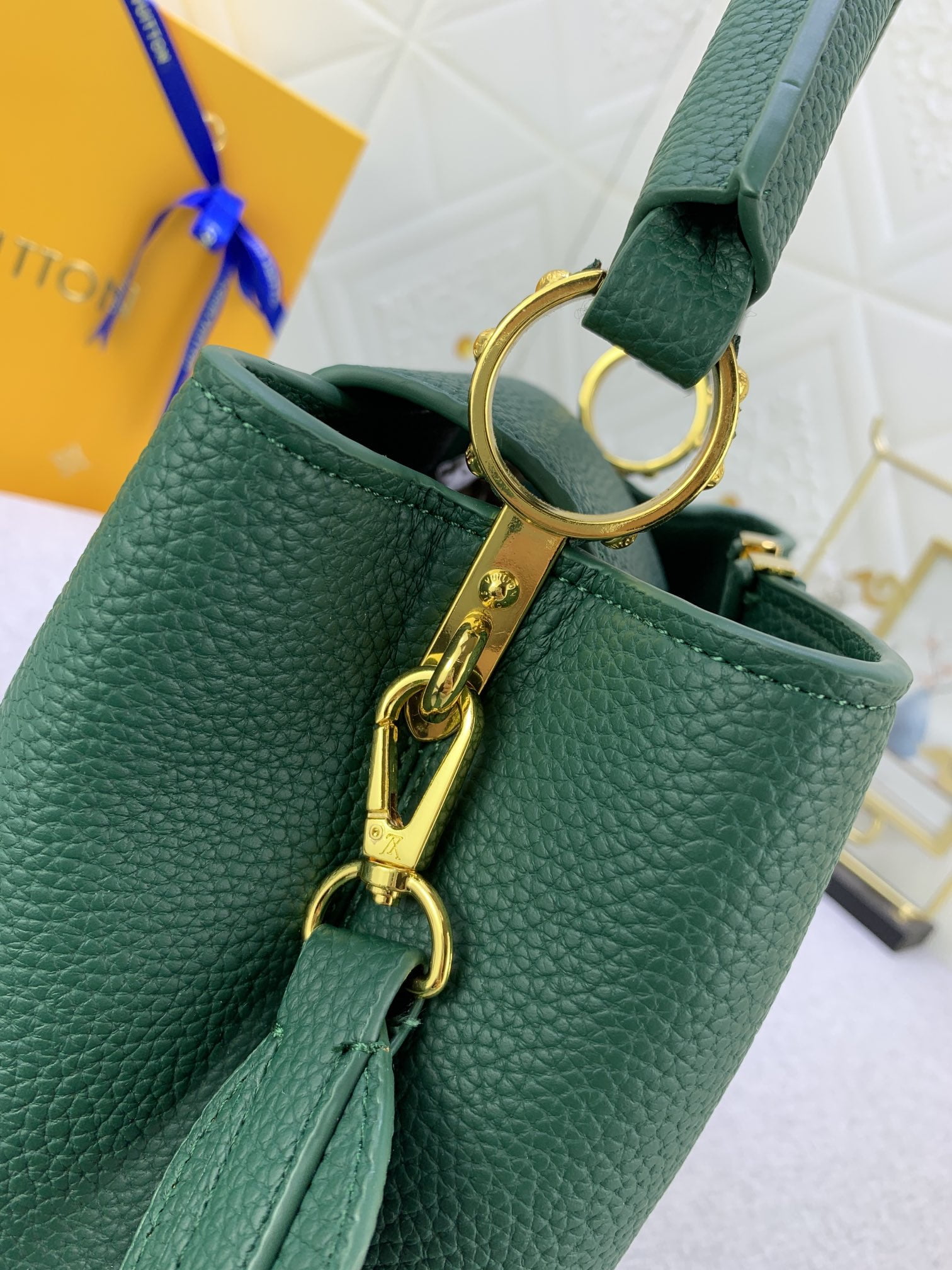 Louis Vuitton / LV Onthego PM M94519 Green Size: 27*18*9cm