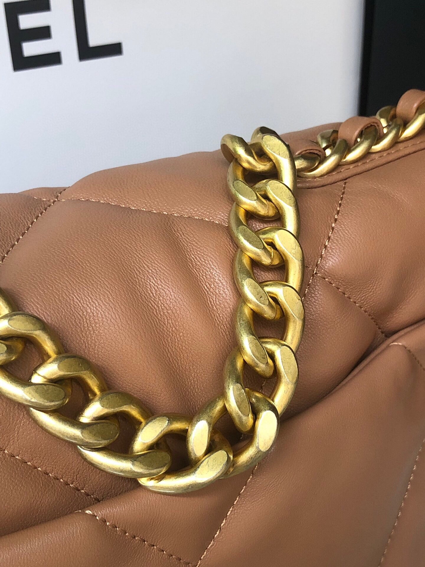 Chanel lambskin chain Underarm bag size: 26cm