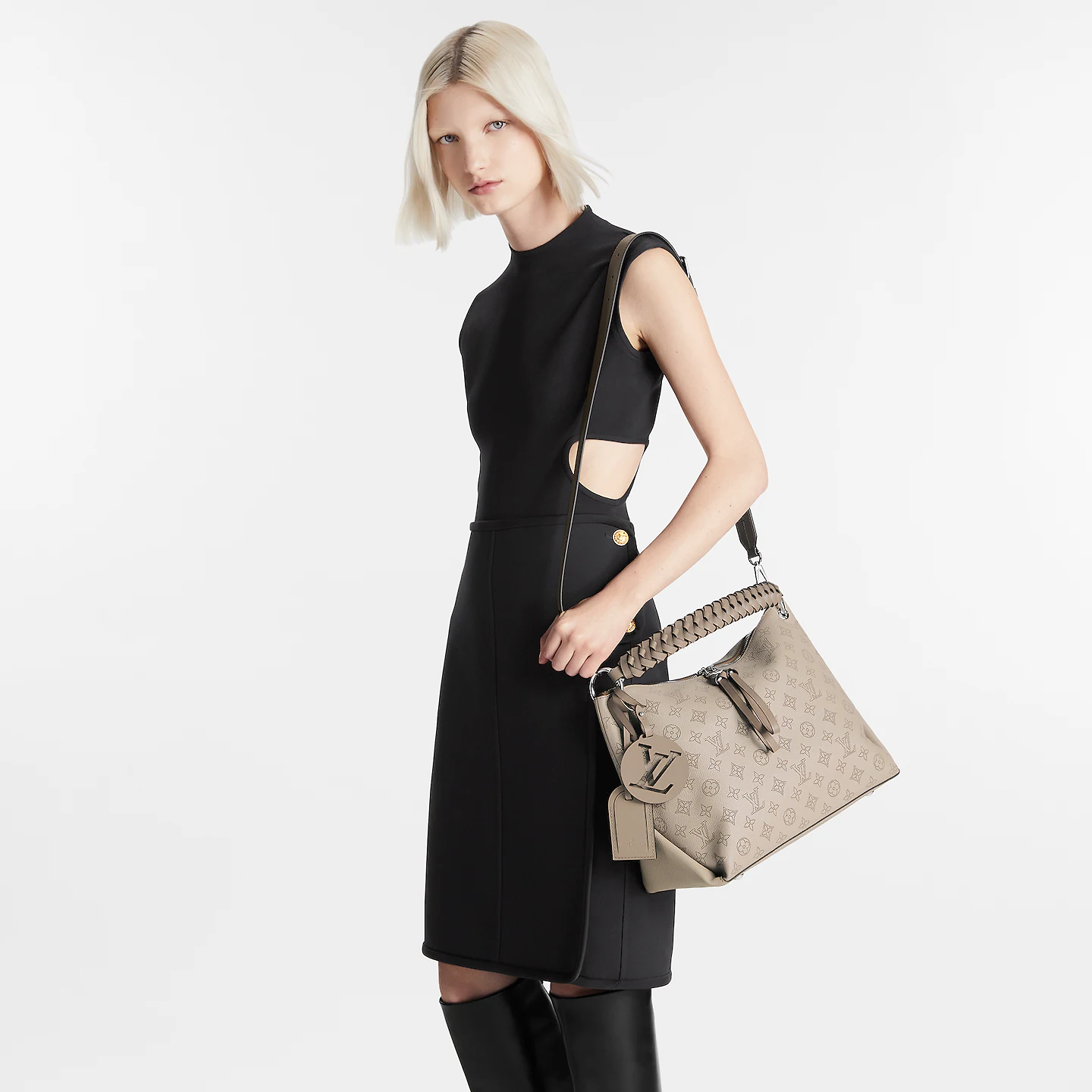 Louis Vuitton / LV Beaubourg Hobo MM M56084