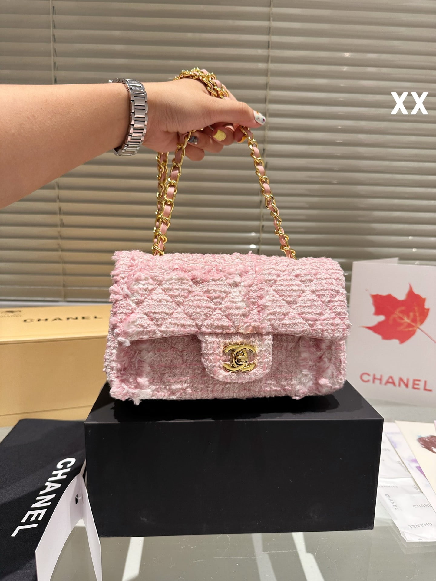 Chanel 22k woolen chain bag pink size: 20*11cm