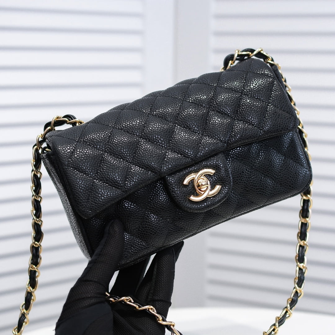 Chanel Cowhide with caviar with gold hardware 1116 size: 20*14*7cm/25.5*16*6.5cm/30*18*8cm