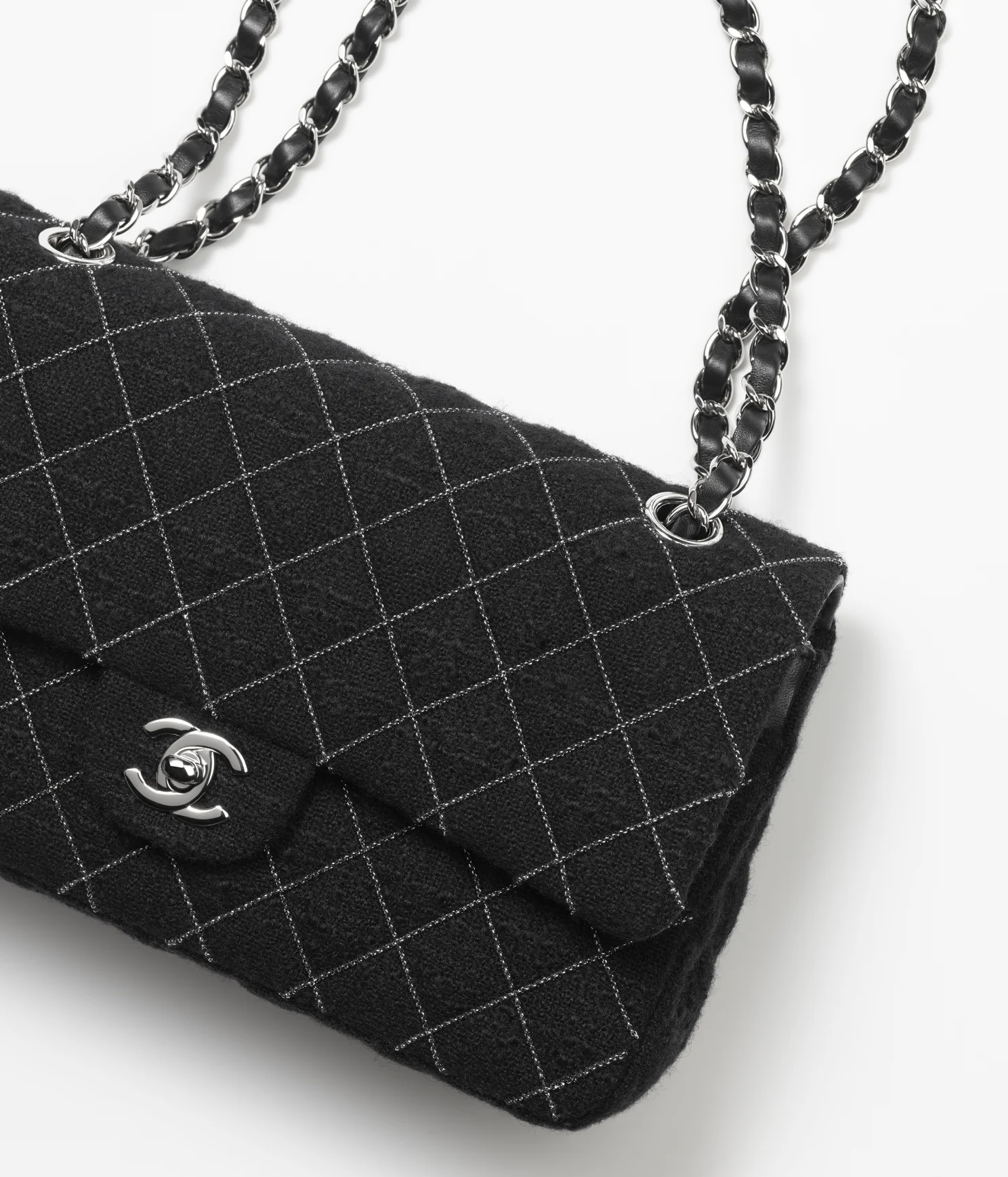 CHANEL / CLASSIC HANDBAG Wool Tweed   Silver-Tone Metal Black