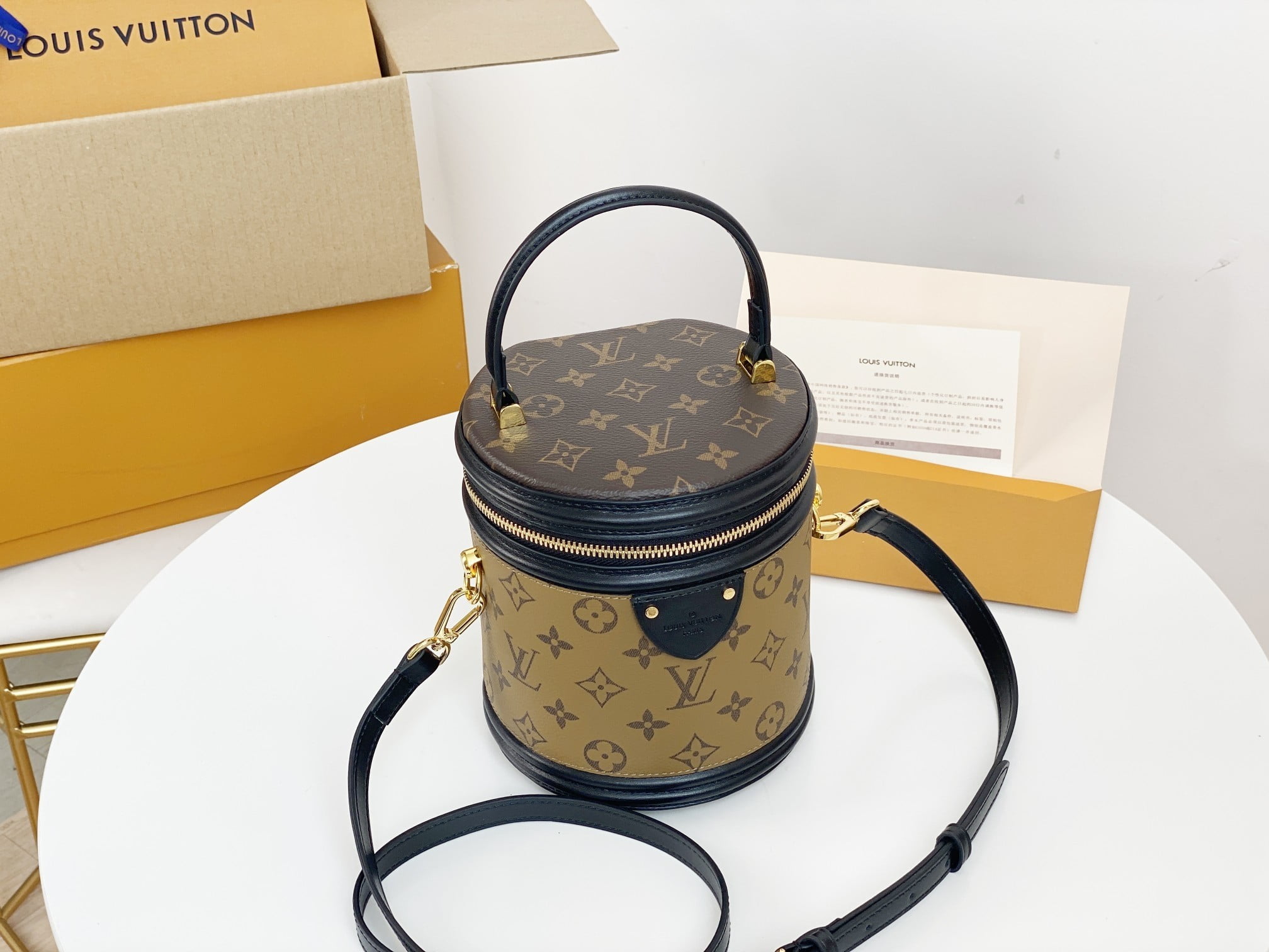 Louis Vuitton / LV monogram Drum bag m43986 size: 16*14.5*16cm