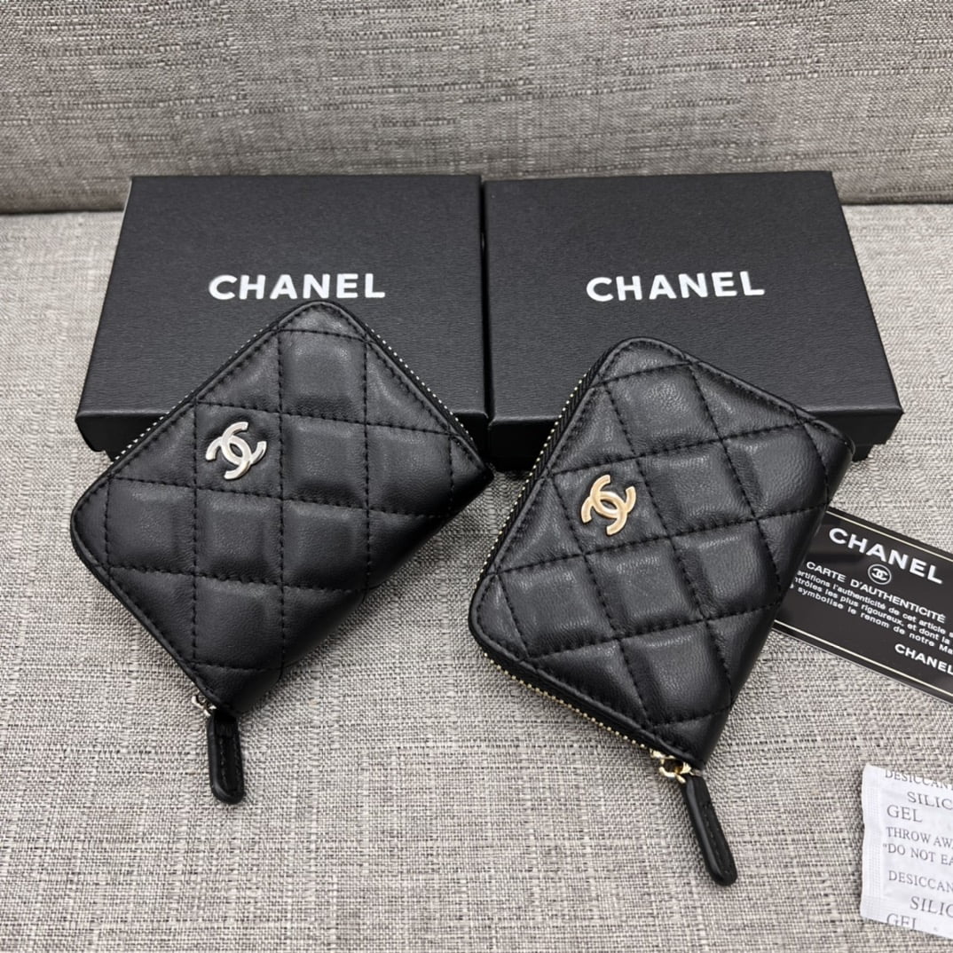 Chanel organ card pack with multiple slots 6113 size: 11*8*3cm