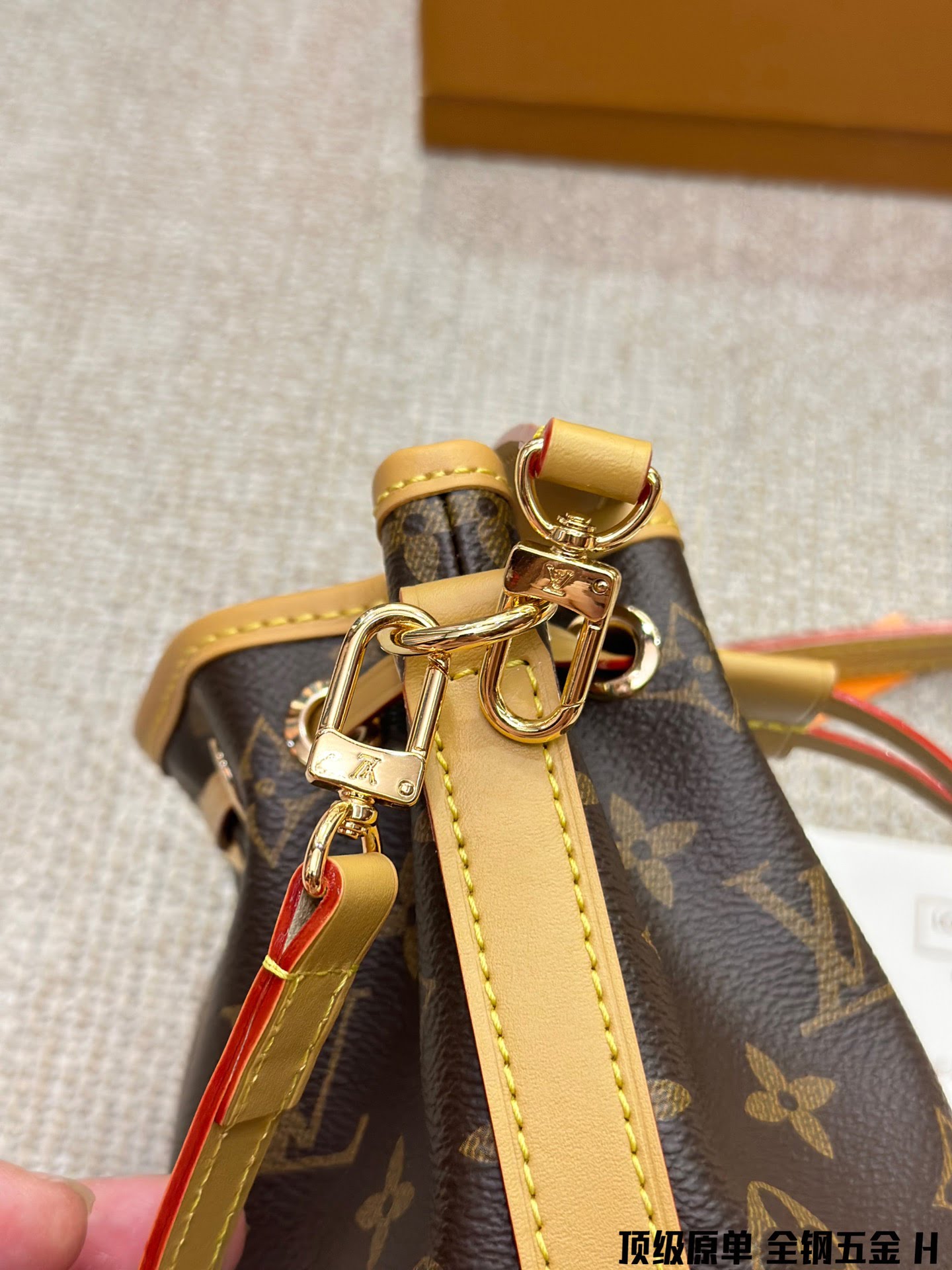 Louis Vuitton / LV mini Bucket bag Size: 13* 16* 10cm