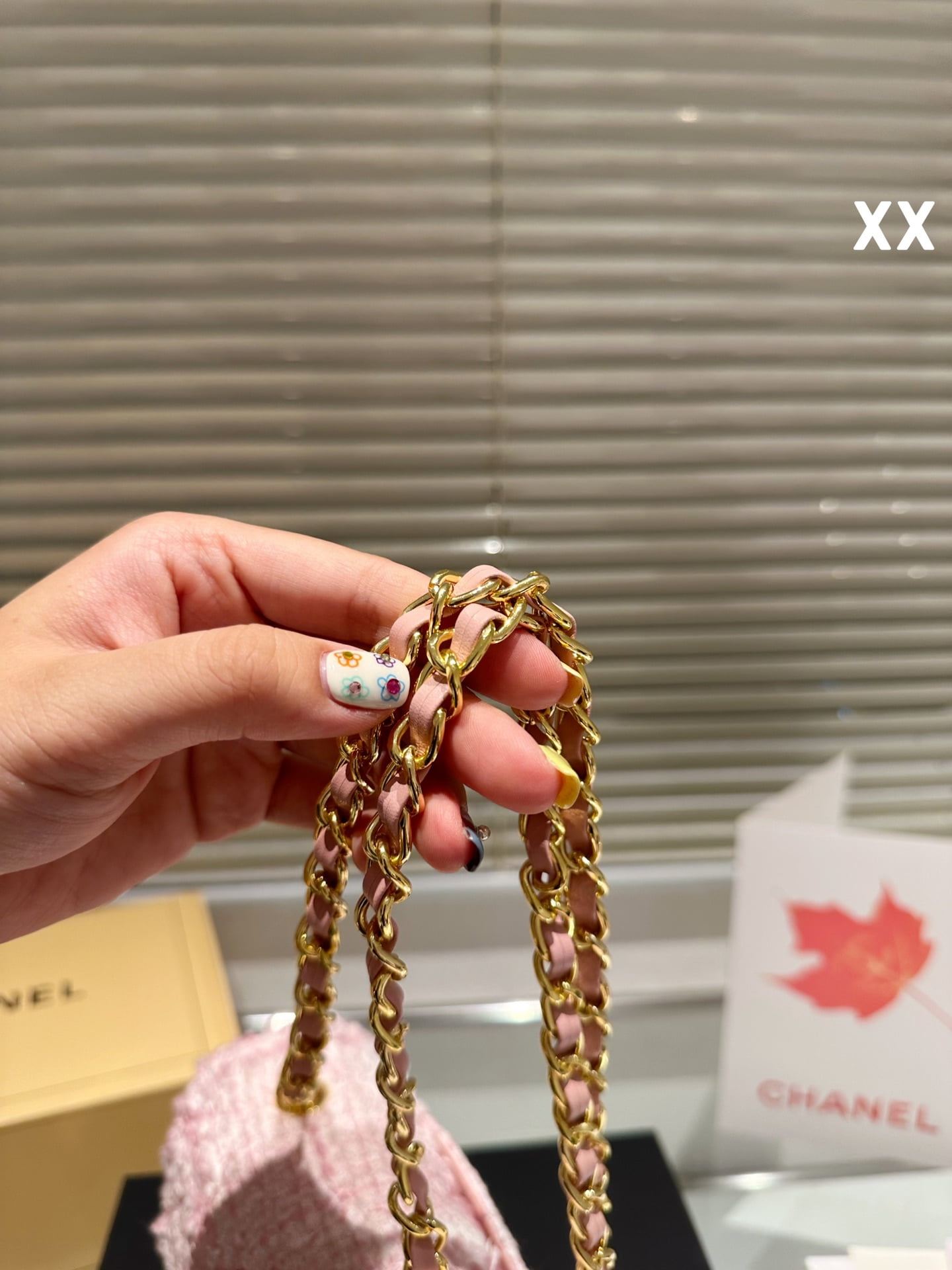 Chanel 22k woolen chain bag pink size: 20*11cm