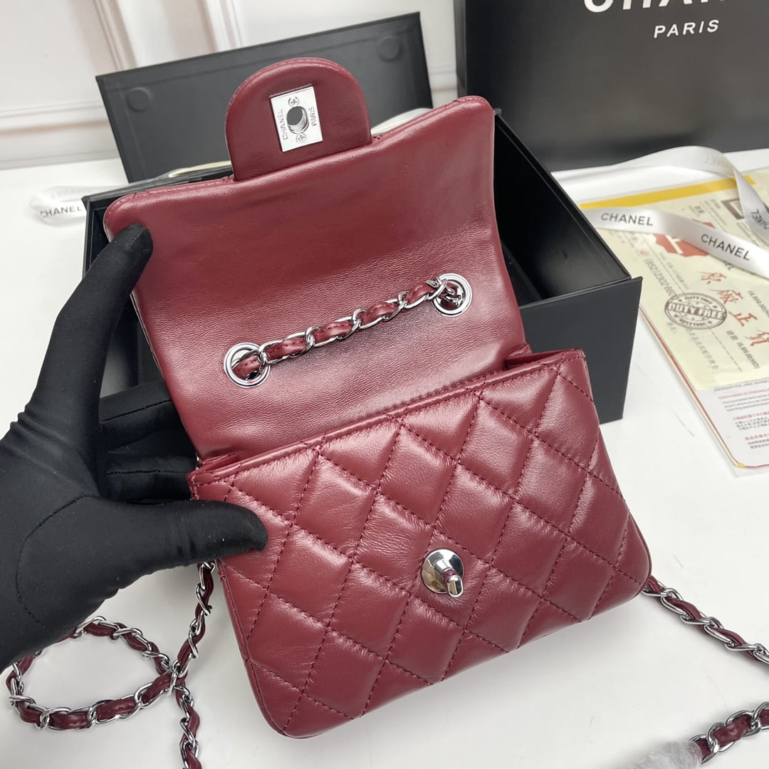 Chanel cf Square Fat 1115 sheepskin leather red size: 18*14*7cm