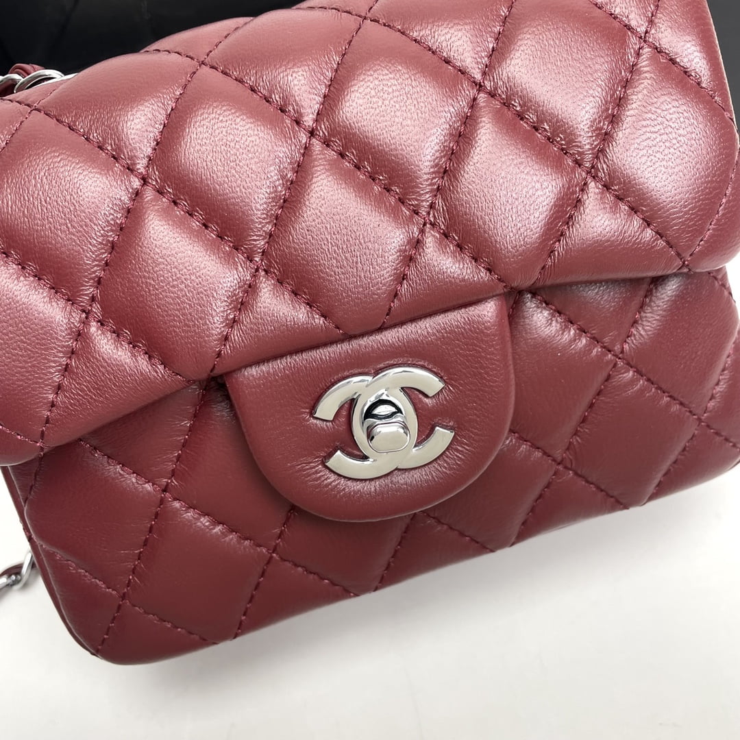 Chanel cf Square Fat 1115 sheepskin leather red size: 18*14*7cm