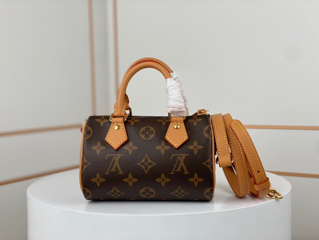 Louis Vuitton / LV monogram nano speedy m81085 size: 16* 11* 9cm